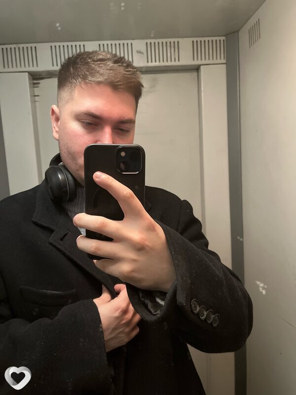 Иван, 24, Москве — анкета №2543122