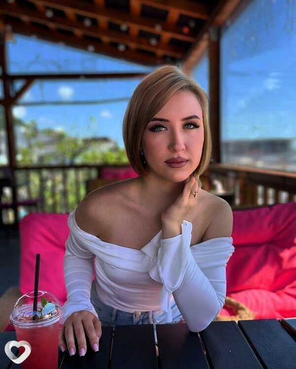 Алиса, 21, Сочи — анкета №2543162
