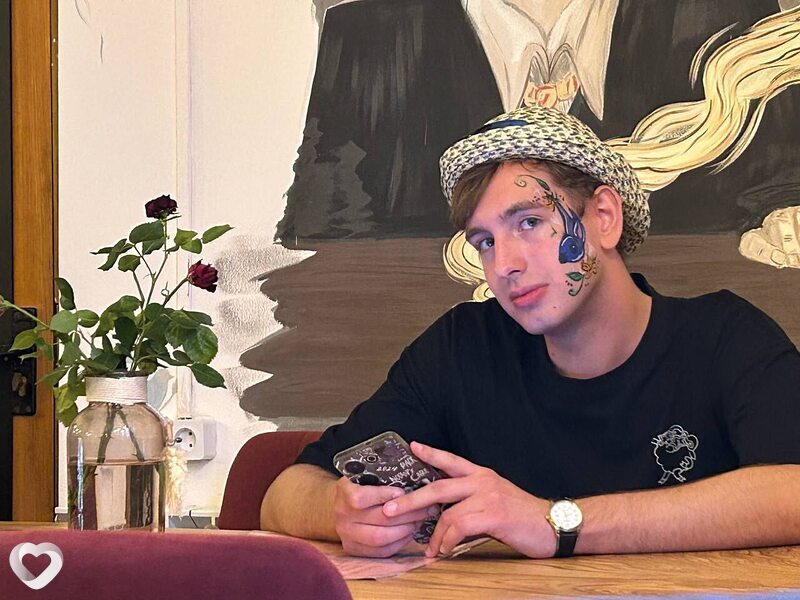 Михаил, 21, Елеце — анкета №2543657