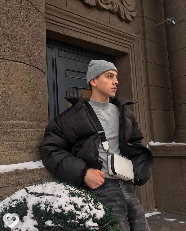 Александр, 22, Новосибирске — анкета №2543440