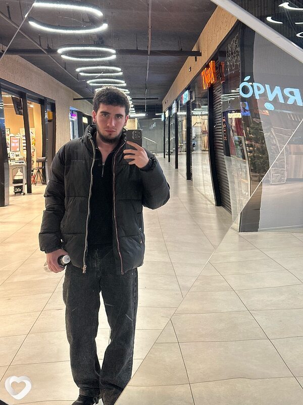 Артур, 20, Калининграде — анкета №2544981