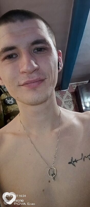 Вова, 24, Воткинске — анкета №2544876