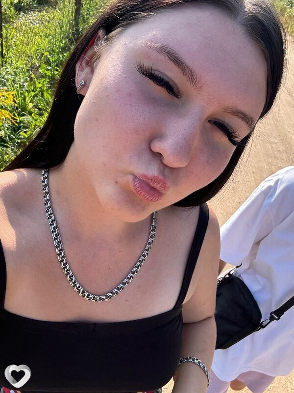 Альбина, 20, Могилев — анкета №2545299
