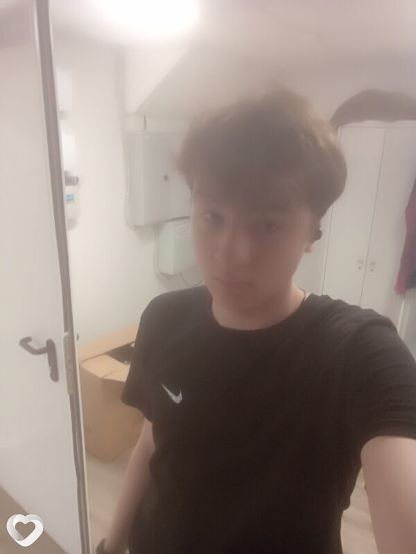 Павел, 19, Тольятти — анкета №2545373