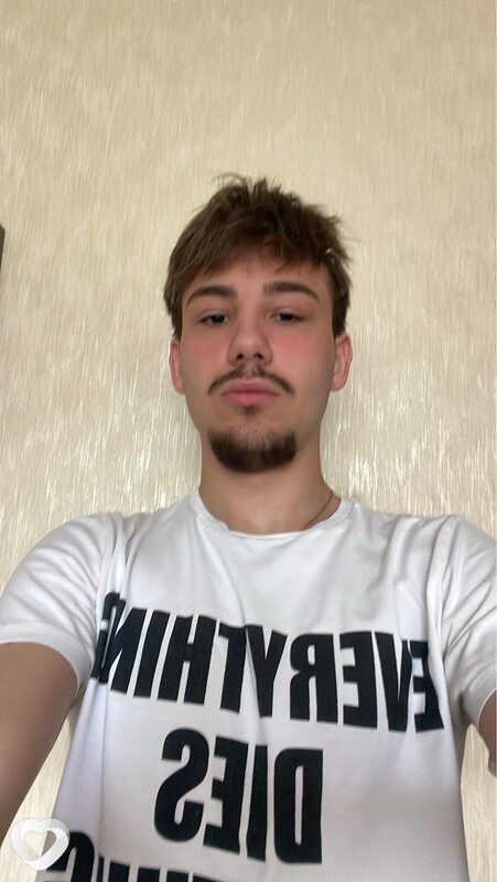 Кирилл, 20, Москве — анкета №2545520