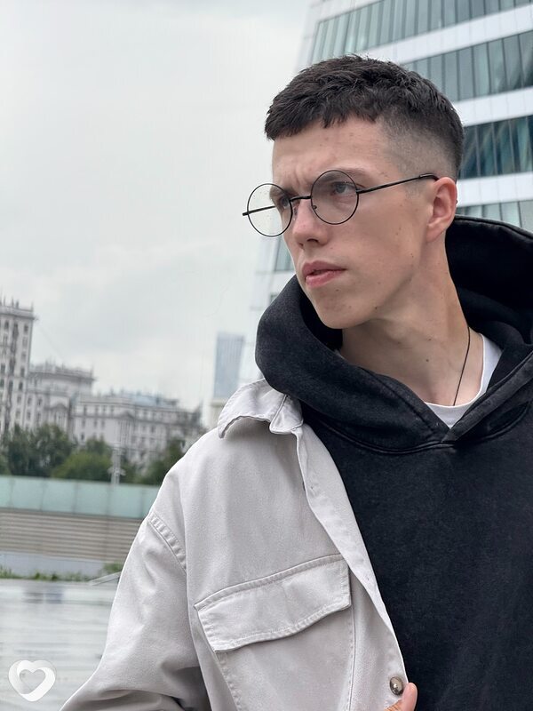 Данил, 20, Москве — анкета №2545826