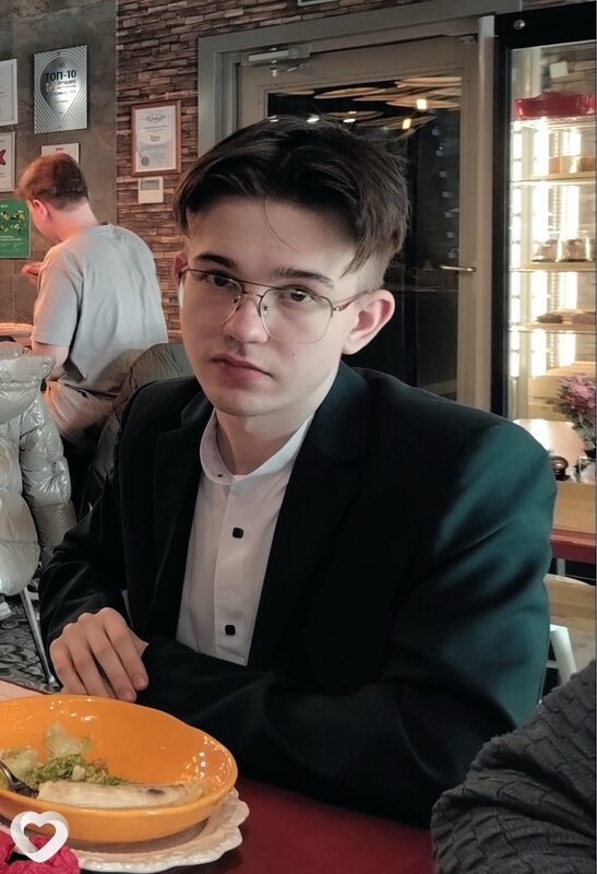Михаил, 19, Новосибирске — анкета №2545791