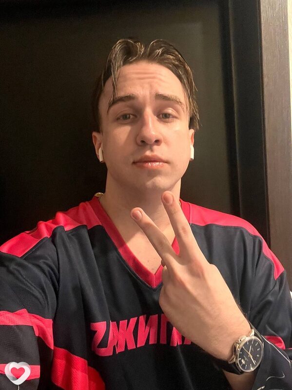 Дмитрий, 26, Ялте — анкета №2546339