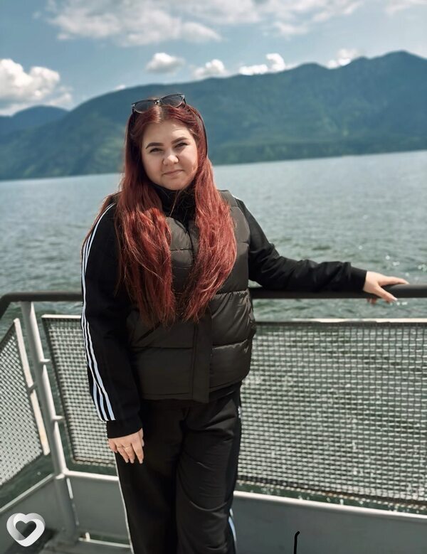 Анжела, 21, Барнауле — анкета №2546519