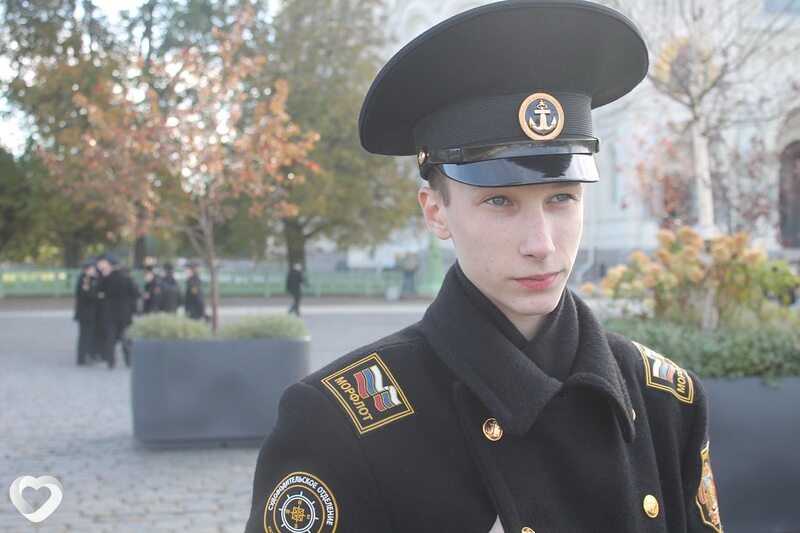 Олег, 19, Санкт-Петербурге — анкета №2547536