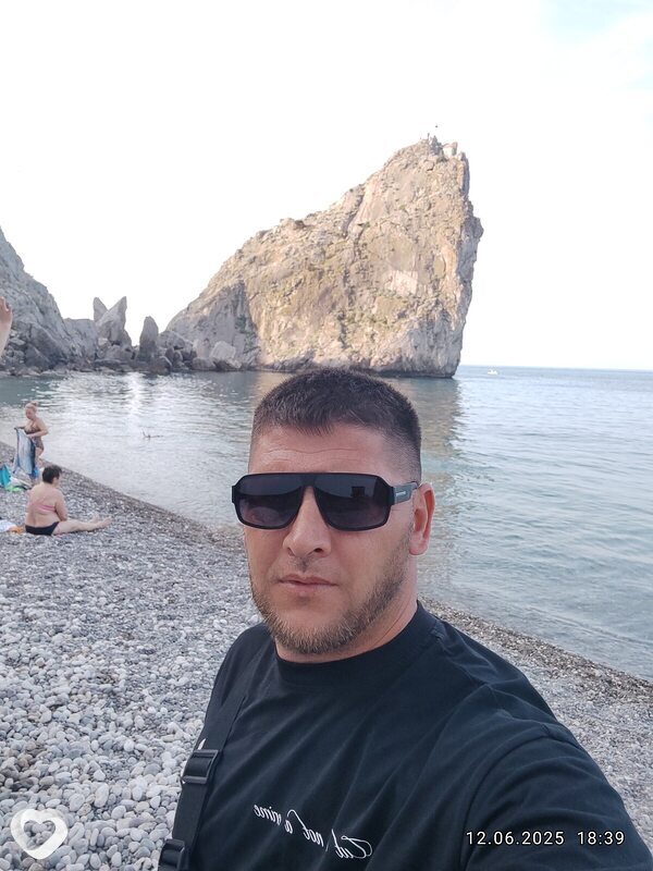 Максим, 38, Симферополе — анкета №2547357