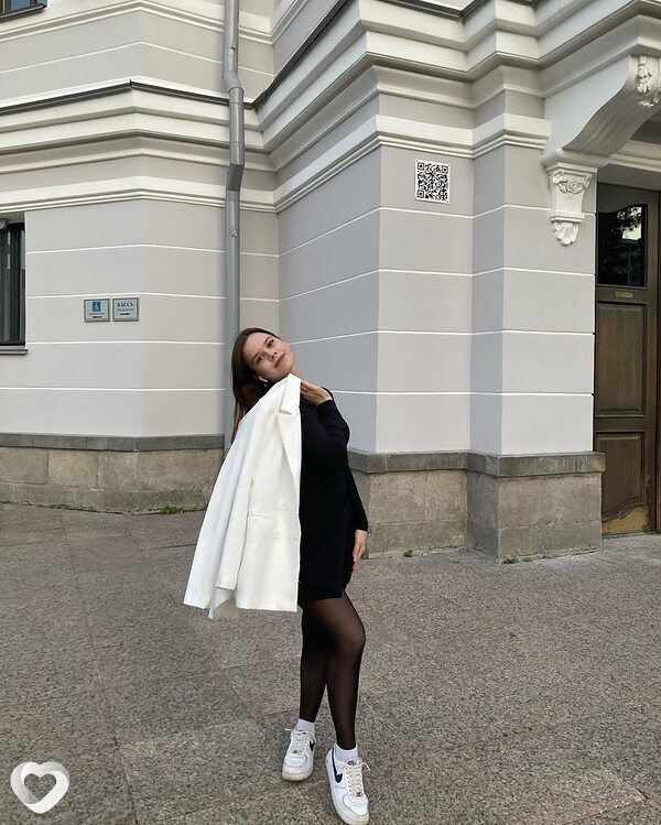 Юлечка, 24, Москве — анкета №2547248
