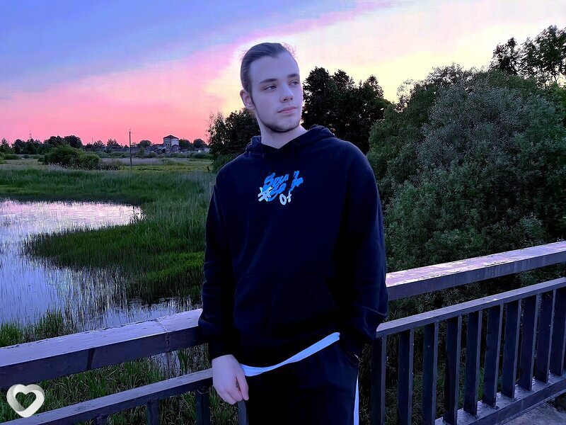 Александр, 19, Пскове — анкета №2547265