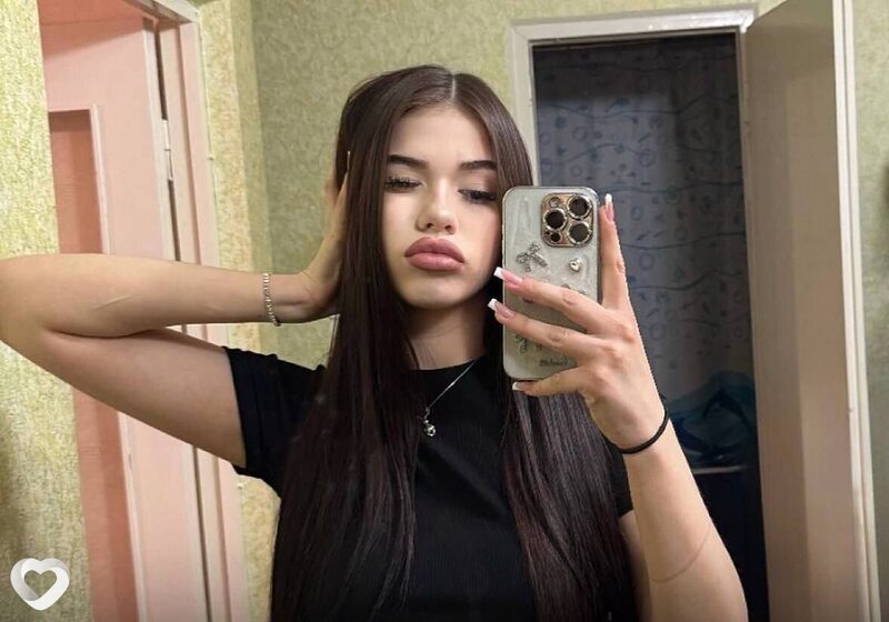 Настюша, 21, Санкт-Петербурге — анкета №2547686