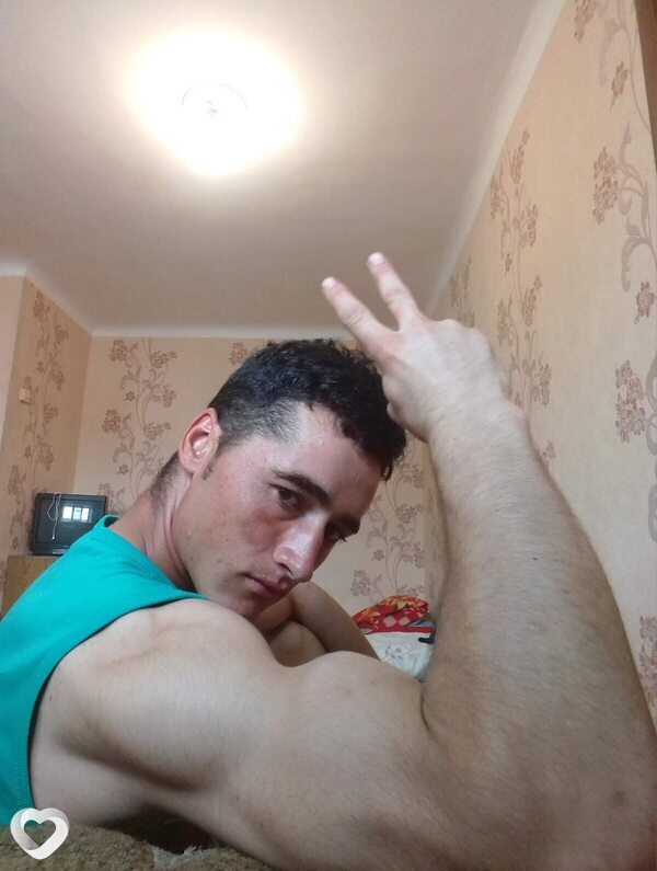 Толя, Хомутово