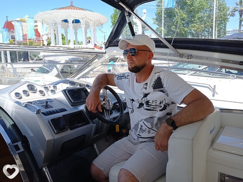 Юрий, 42, Геленджике — анкета №2548000