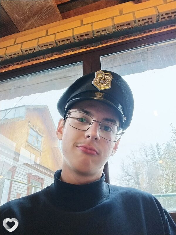 Богдан, 19, Казани — анкета №2548258