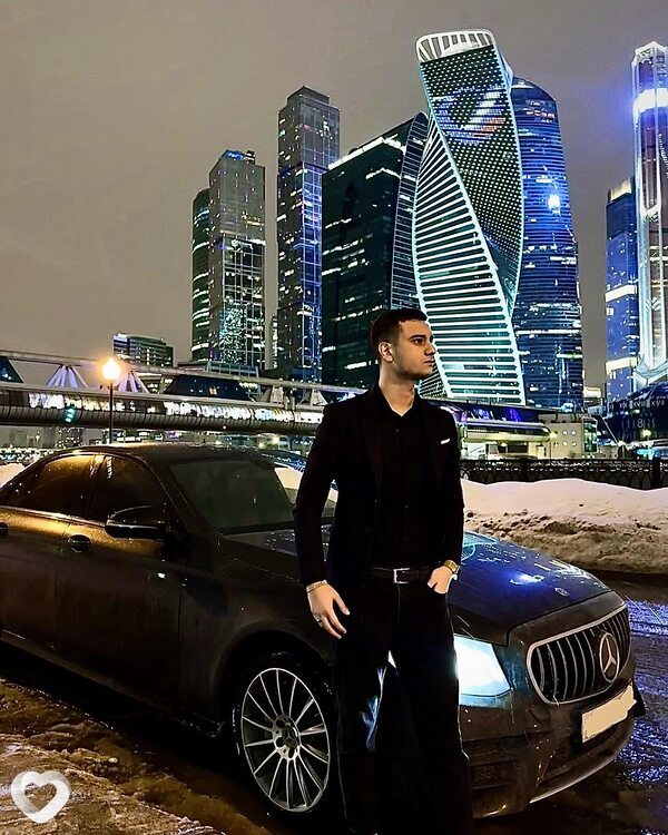 Роман, 22, Москве — анкета №2548477