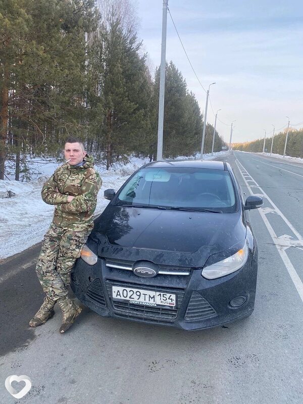 Дмитрий, 22, Омске — анкета №2548437