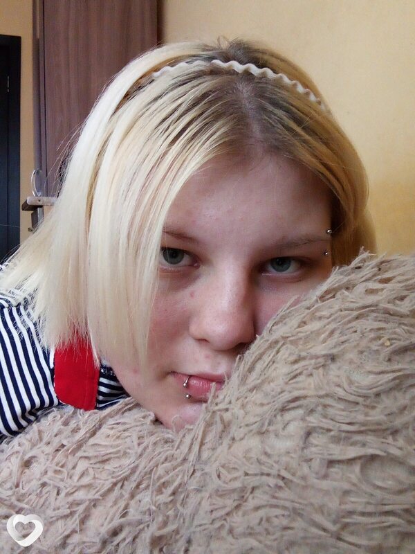 Яна, 19, Камени-на-Оби — анкета №2548765
