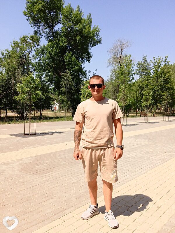 Богдан, 32, Донецке — анкета №2549309