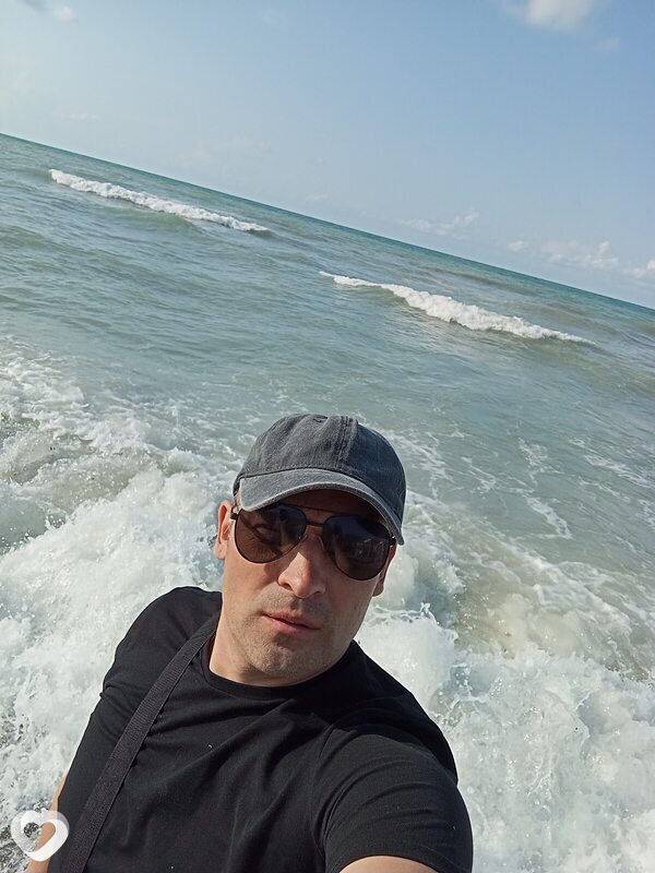 Евгений, 44, Новороссийске — анкета №2549579