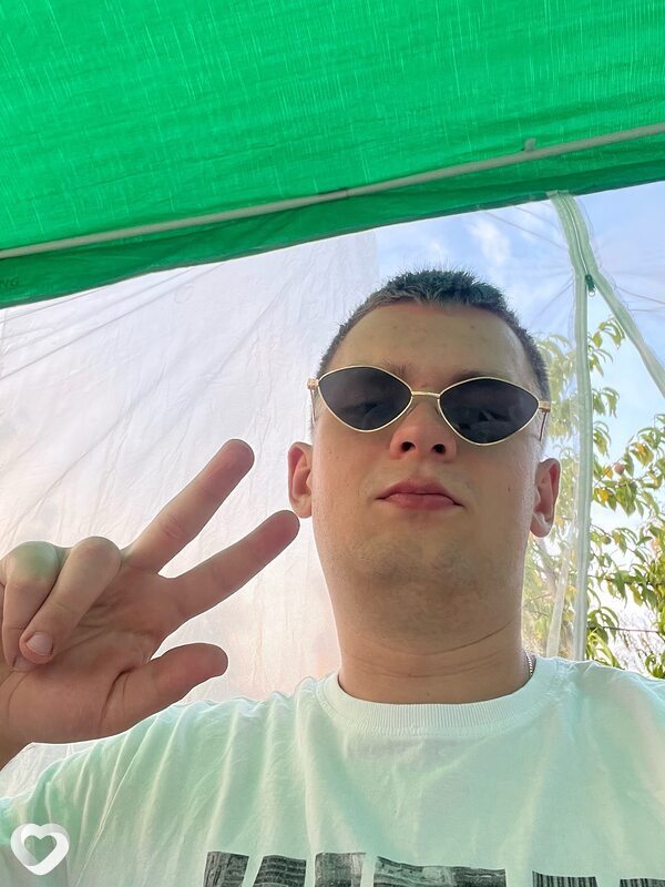 Илья, 21, Гродно — анкета №2550163