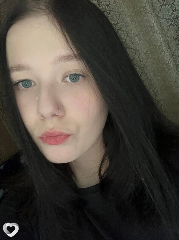 Карина, 20, Екатеринбурге — анкета №2550369