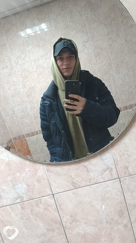 Дима, 22, Белгороде — анкета №2551018