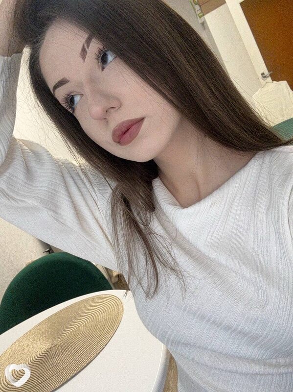 Диана, 19, Солигорске — анкета №2550964