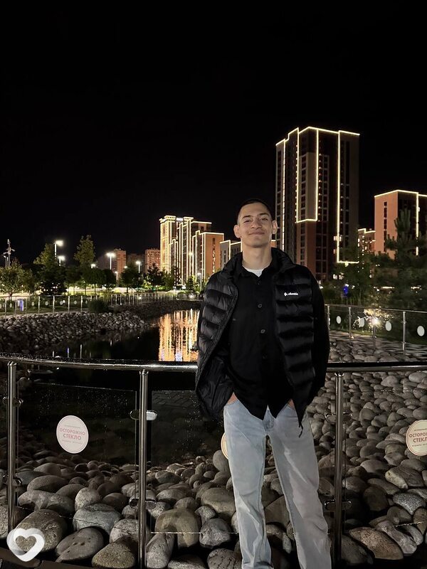 Сергей, 22, Адлер — анкета №2551273