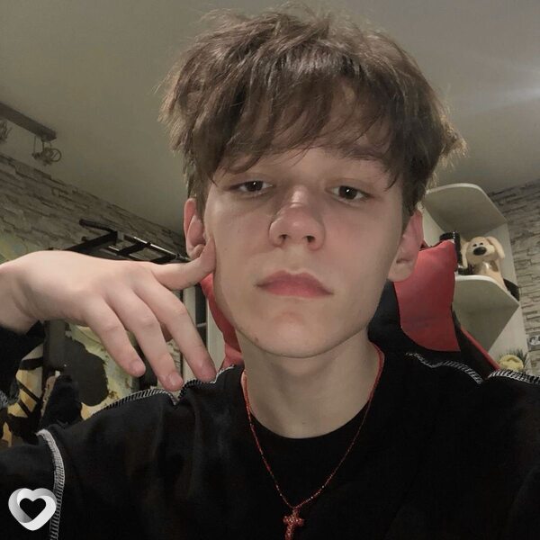 Виталий, 19, Краснодаре — анкета №2551748