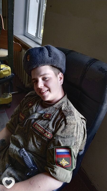 Денис, 20, Старом Осколе — анкета №2551146