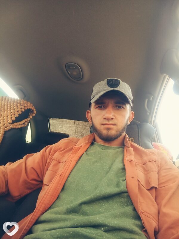 Алибек, 21, Санкт-Петербурге — анкета №2551350