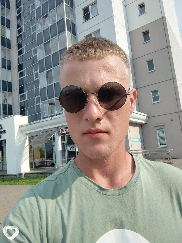 Вадим, 22, Гомеле — анкета №2552078