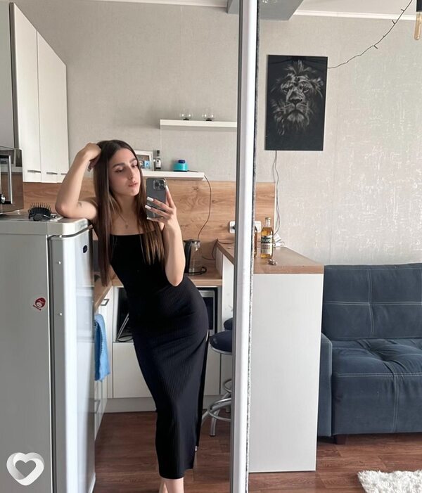 Юля, 24, Красноярске — анкета №2552479