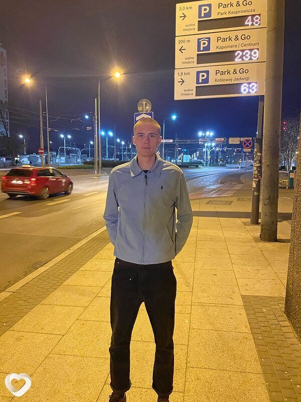 Vladyslav, 21, Познань — анкета №2553087