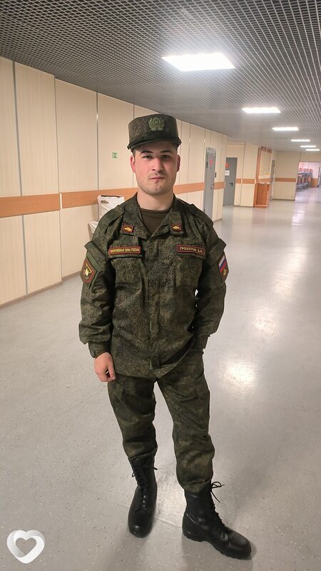 Давид, 23, Таганроге — анкета №2553095