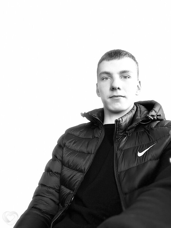 Тёма, 24, Комсомольске-на-Амуре — анкета №2553201