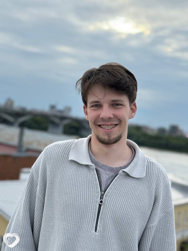Олег, 23, Ижевске — анкета №2553573