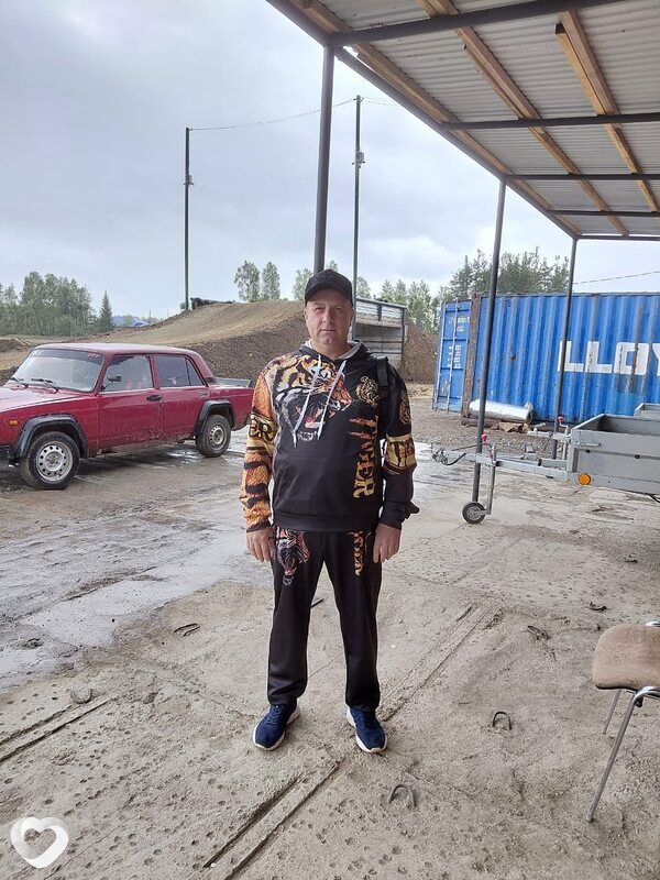 Владимир, Карпинск
