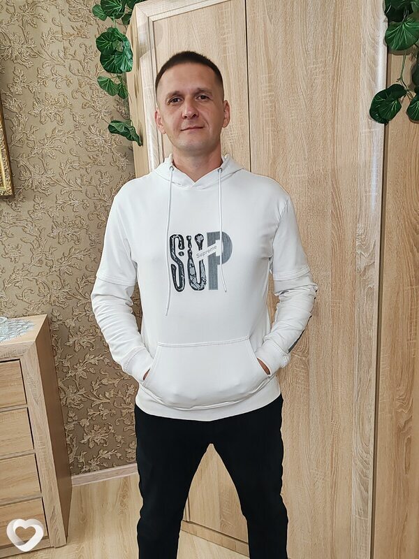 Dmitriy, 41, Солигорске — анкета №2554063
