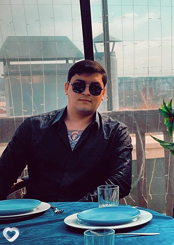 Артур, 26, Екатеринбурге — анкета №2554068