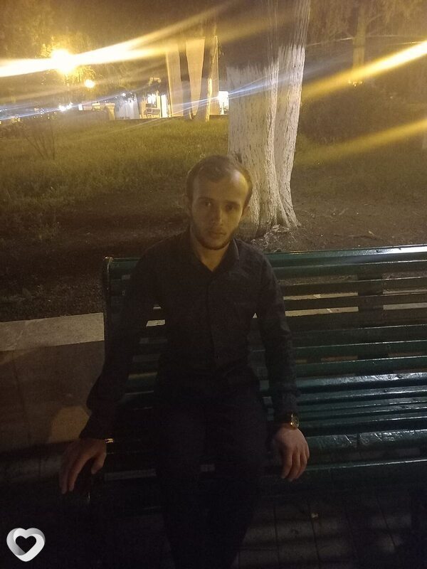 Карен, 25, Москве — анкета №2554925