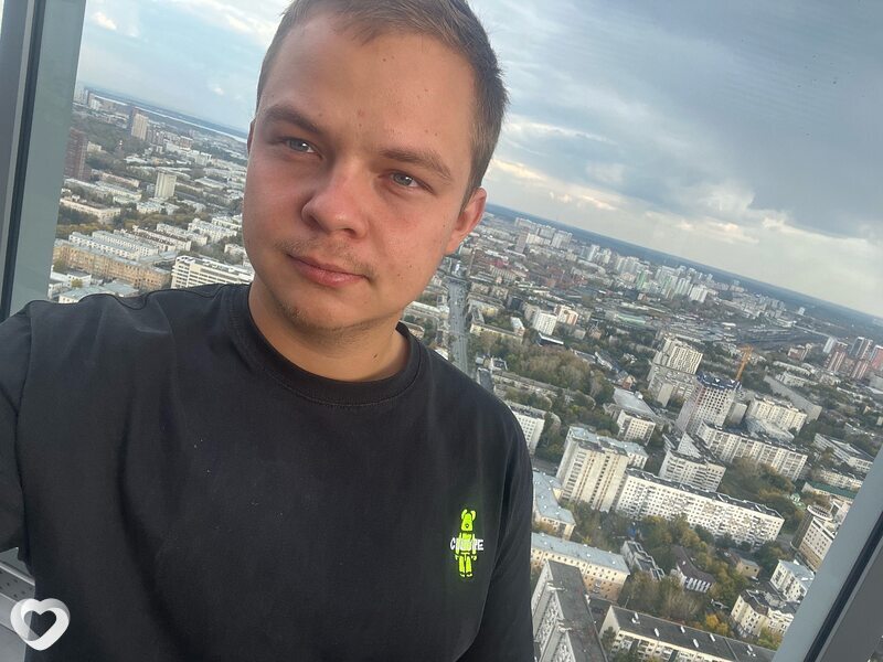 Павел, 22, Екатеринбурге — анкета №2554606