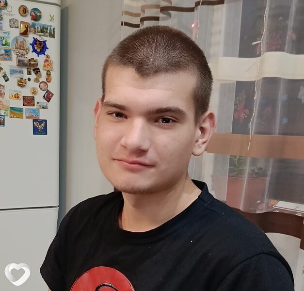 Кирилл, 20, Таганроге — анкета №2554771