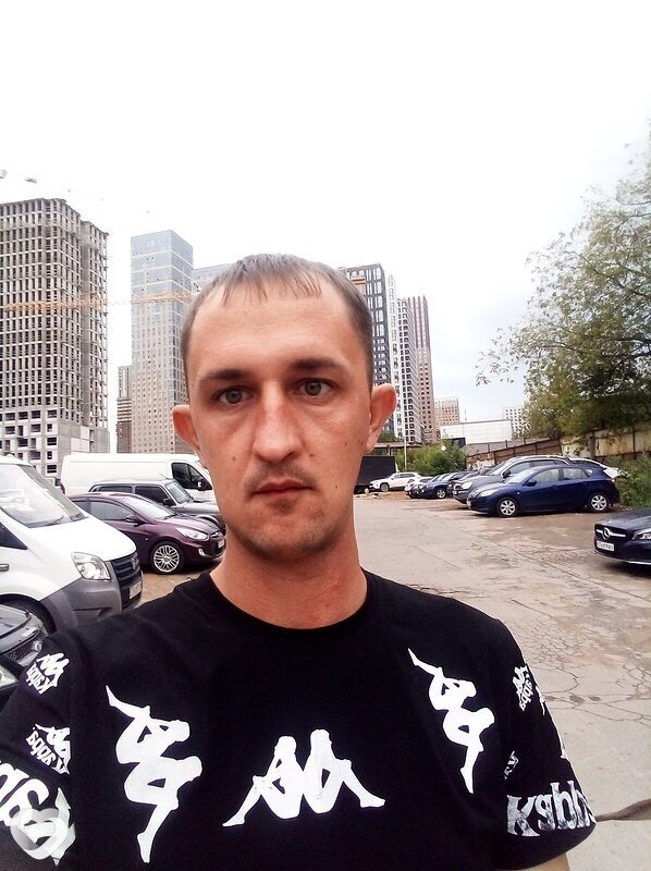 Рома, 33, Москве — анкета №2555381