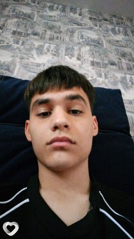 Артем, 21, Лосино-Петровском — анкета №2555552