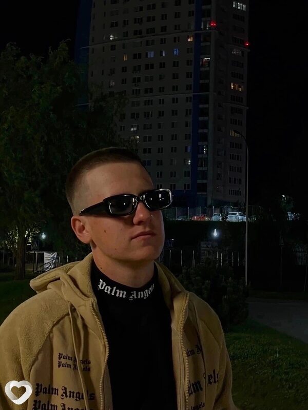 Дмитрий, 20, Курске — анкета №2556350