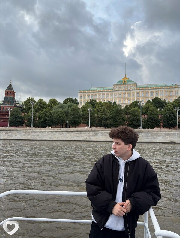 Дима, 22, Москве — анкета №2556897